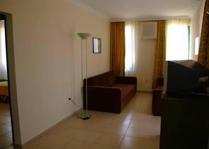 Elit Garden Apart Hotel