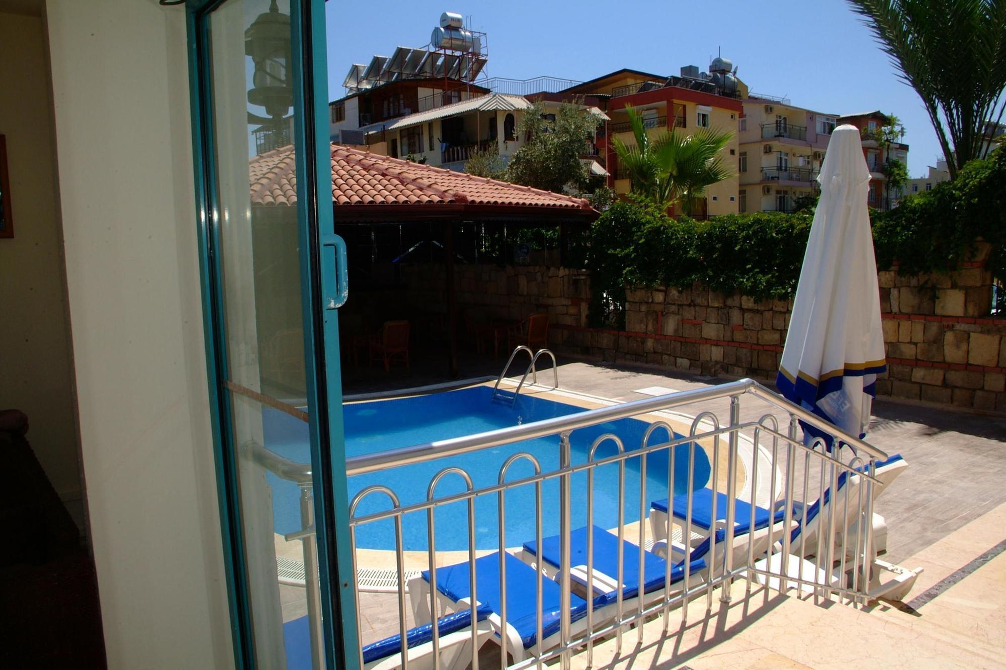 Elit Garden Apart Hotel