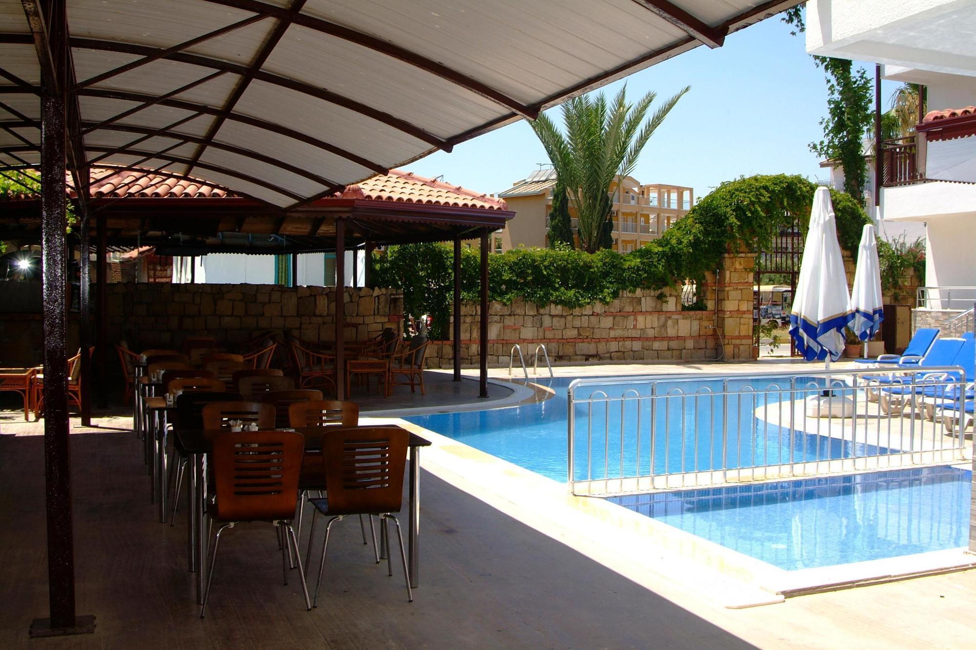 Hotel Elit Garden Apart 3*