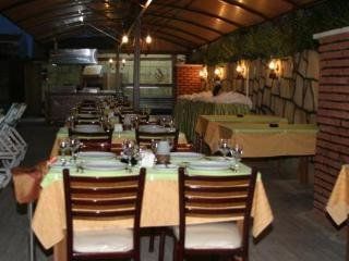 Elit Garden Apart Side